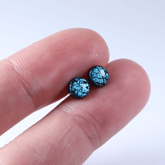 Hypoallergenic Vibrant Electric Cracked Teal Black Polymer Clay Plastic Rubber Back Stud Earrings With Designer Carbon Fiber Jewellery Box