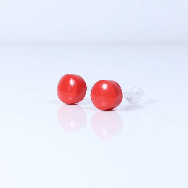 Hypoallergenic 6mm Medium Solid Red Round Cut Polymer Clay Plastic Back Stud Earrings With Designer Carbon Fiber Jewellery Box