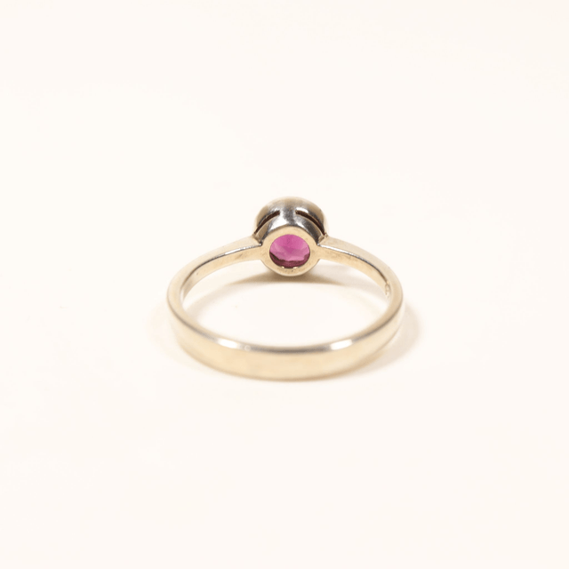 Sterling Silver 925 Minimalist Modern Design Band Round Cut Vivid Pink Rhodolite Garnet Gemstone Birthstone Ring Size N - 6 1/2