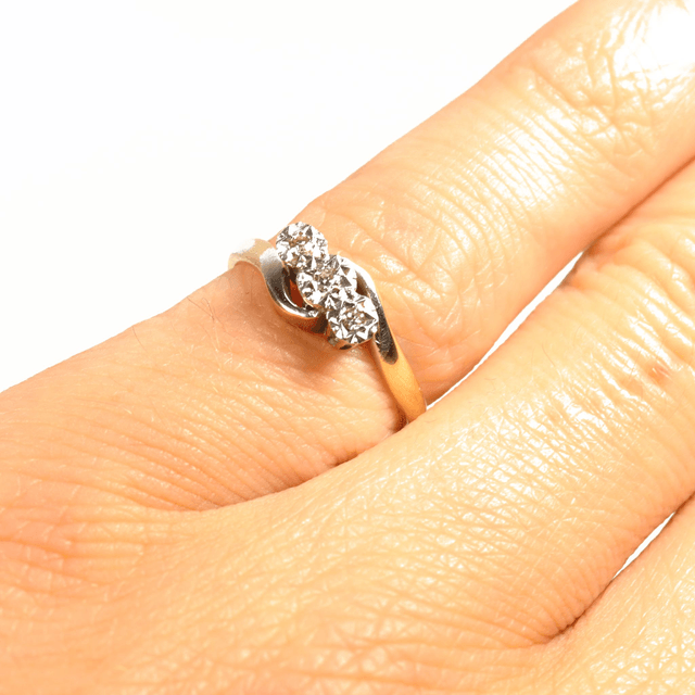 Edwardian 18K 18Ct 750 Solid Yellow Gold Platinum Three White Trilogy Round Cut Natural Diamond Wedding Engagement Ring Size M 1/2 - 6 1/4