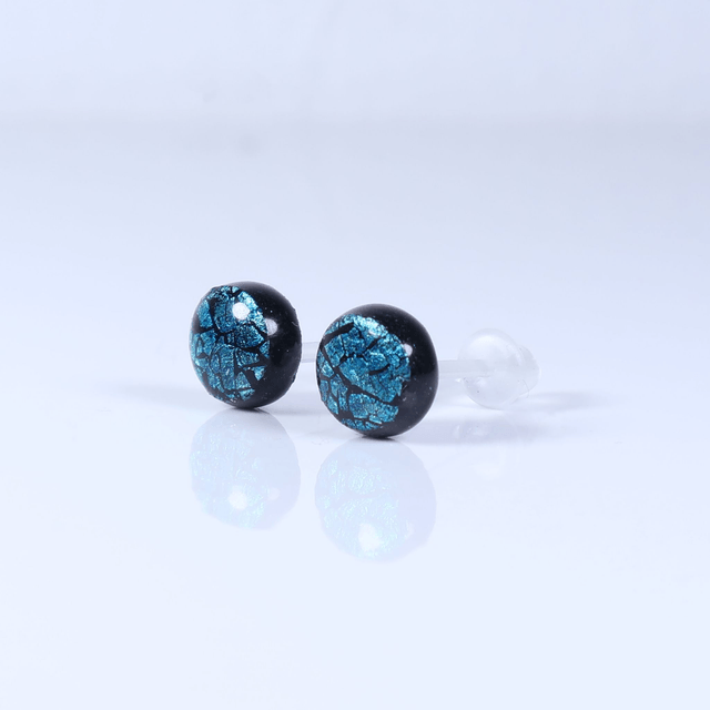Hypoallergenic Vibrant Electric Cracked Teal Black Polymer Clay Plastic Rubber Back Stud Earrings With Designer Carbon Fiber Jewellery Box