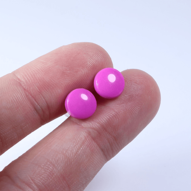 Hypoallergenic 8mm Large Solid Pink Round Cut Polymer Clay Plastic Back Stud Earrings With Designer Carbon Fiber Jewellery Box