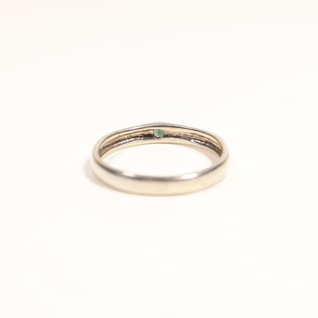 Simple Sterling Silver 925 Minimalist Design Style Small Round Cut Green Emerald Birthstone Gemstone Band Ring Size O - 7