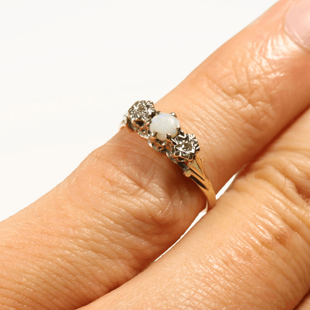 Vintage 9K 9Ct 375 Solid Yellow Gold Platinum Round Brilliant Diamonds Austrailan Opal Gemstone Set Trilogy Design Ring Size K 1/2 - 5 3/8