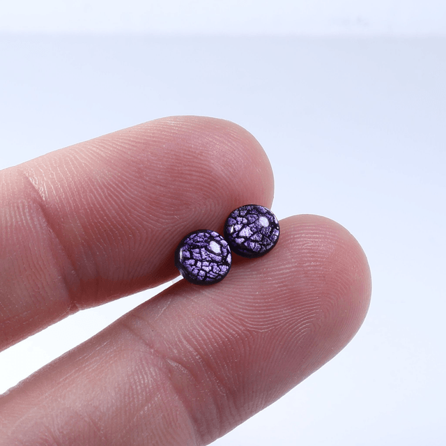 Hypoallergenic Vibrant Electric Cracked Lavender Purple Polymer Clay Plastic Back Stud Earrings With Designer Carbon Fiber Jewellery Box