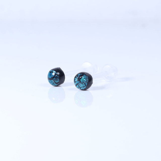 Hypoallergenic Small Vibrant Electric Cracked Teal Black Polymer Clay Plastic Back Stud Earrings With Designer Carbon Fiber Jewellery Box