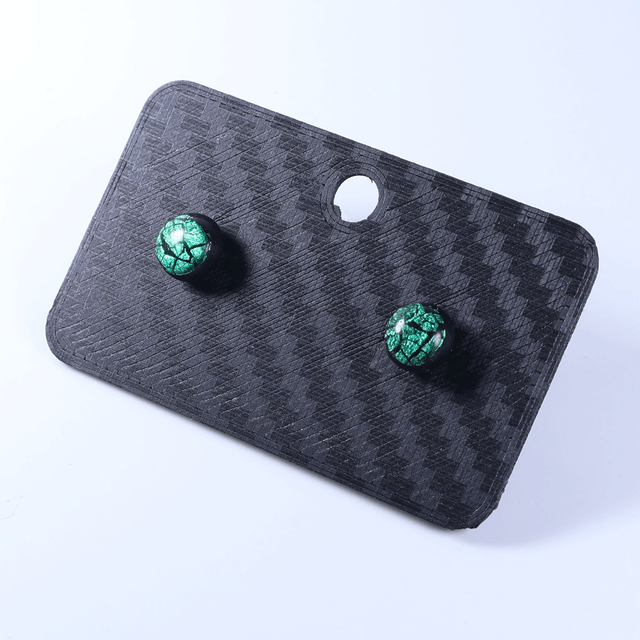  Hypoallergenic Vibrant Electric Cracked Green Black Polymer Clay Plastic Rubber Back Stud Earrings With Designer Carbon Fiber Jewellery Box