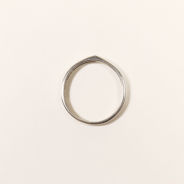 Simple Sterling Silver 925 Minimalist Design Style Small Round Cut Green Emerald Birthstone Gemstone Band Ring Size O - 7
