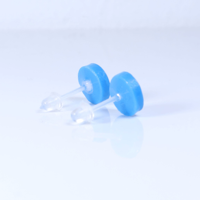 Hypoallergenic 8mm Large Solid Blue Round Cut Polymer Clay Plastic Back Stud Earrings With Designer Carbon Fiber Jewellery Box