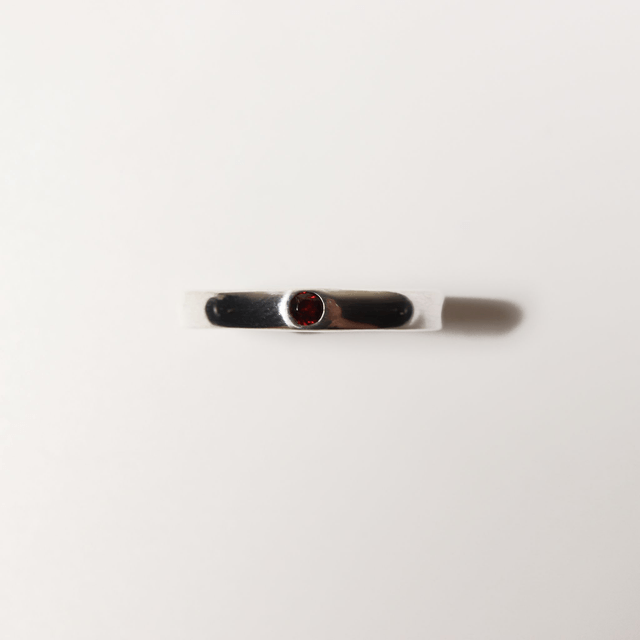 Simple Sterling Silver 925 Minimalist Design Style Small Round Cut Crimson Red Garnet Birthstone Gemstone Band Ring Size O - 7