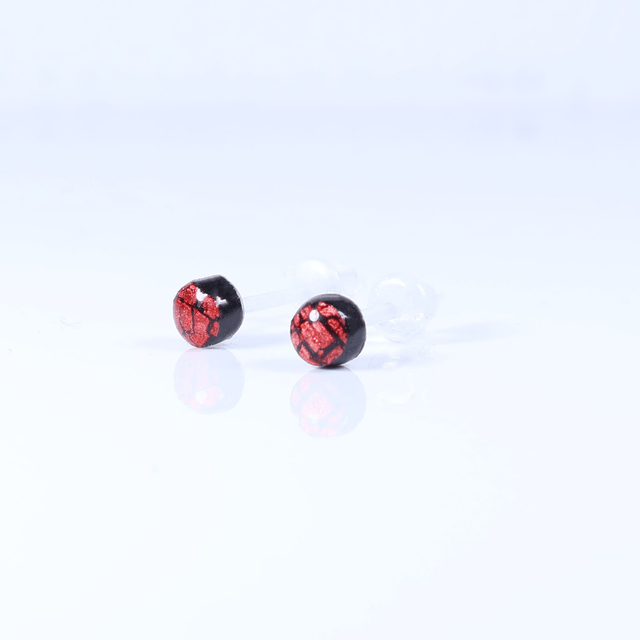 Hypoallergenic Small Vibrant Electric Cracked Red Black Polymer Clay Plastic Back Stud Earrings With Designer Carbon Fiber Jewellery Box