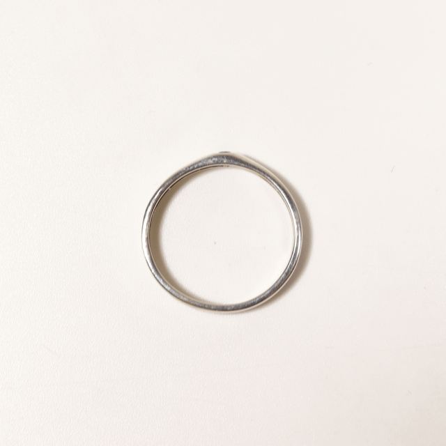 Simple Sterling Silver 925 Minimalist Design Style Small Round Cut Crimson Red Garnet Birthstone Gemstone Band Ring Size O - 7