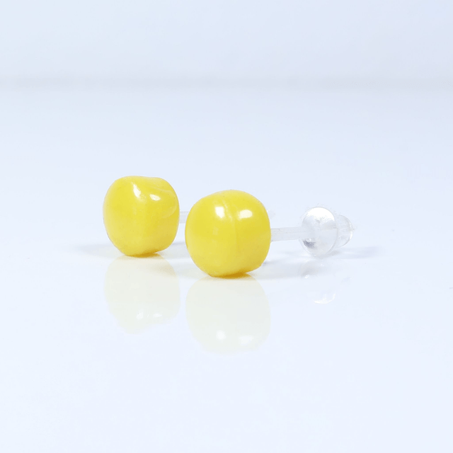 Hypoallergenic 6mm Medium Solid Yellow Round Cut Polymer Clay Plastic Back Stud Earrings With Designer Carbon Fiber Jewellery Box