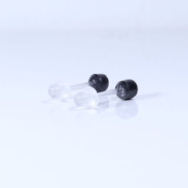 Hypoallergenic Small Electric Cracked Silver Black Polymer Clay Plastic Back Stud Earrings With Designer Carbon Fiber Jewellery Box
