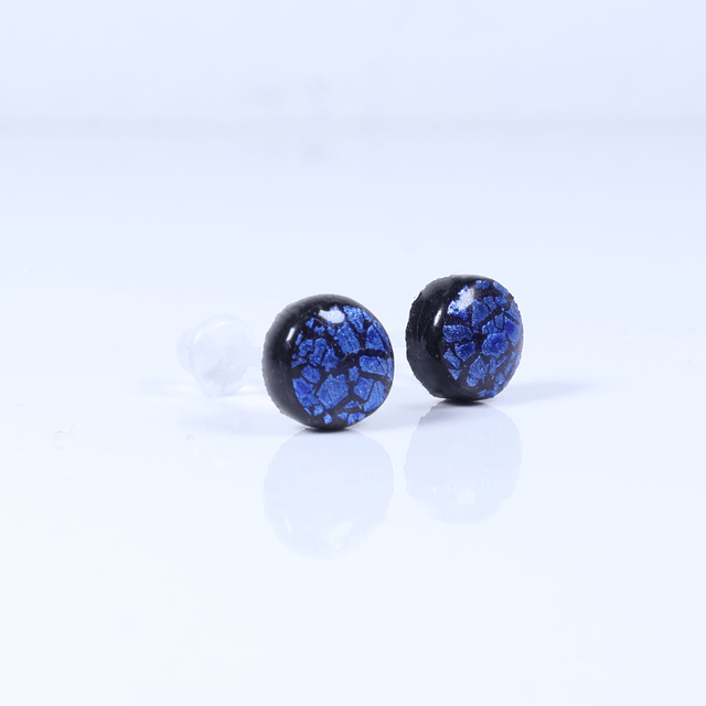 Hypoallergenic Vibrant Electric Cracked Deep Blue Black Polymer Clay Plastic Back Stud Earrings With Designer Carbon Fiber Jewellery Box
