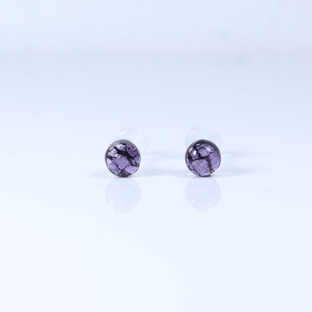 Hypoallergenic Small Electric Cracked Lavender Purple Black Polymer Clay Plastic Back Stud Earrings With Designer Carbon Fiber Jewellery Box