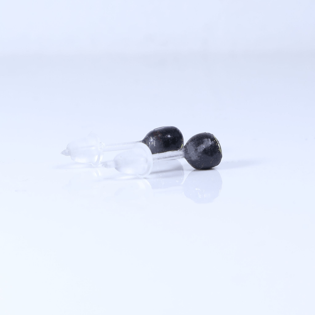 Hypoallergenic Small Electric Cracked Lime Green Black Polymer Clay Plastic Back Stud Earrings With Designer Carbon Fiber Jewellery Box