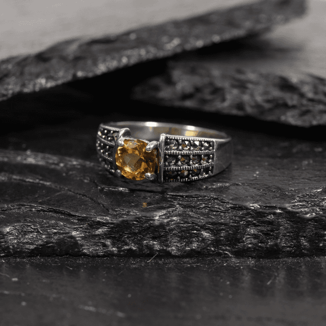 Vintage Sterling Silver 925 Art Deco Style Round Cut Vivid Orange Citrine With Marcasite Gemstone Band Design Ring Size O - 7